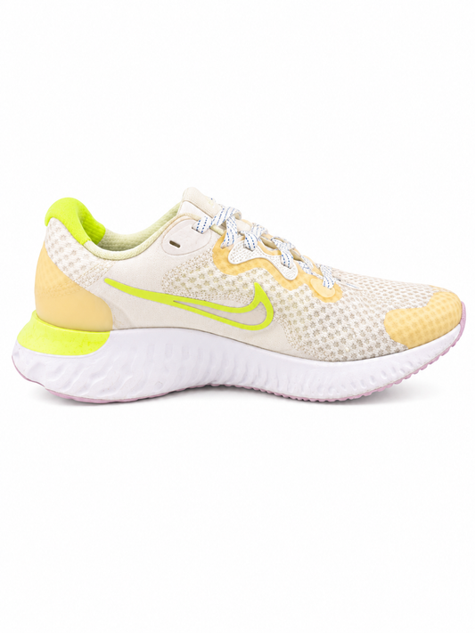 Zapatilla Nike T.38.5 Blanco
